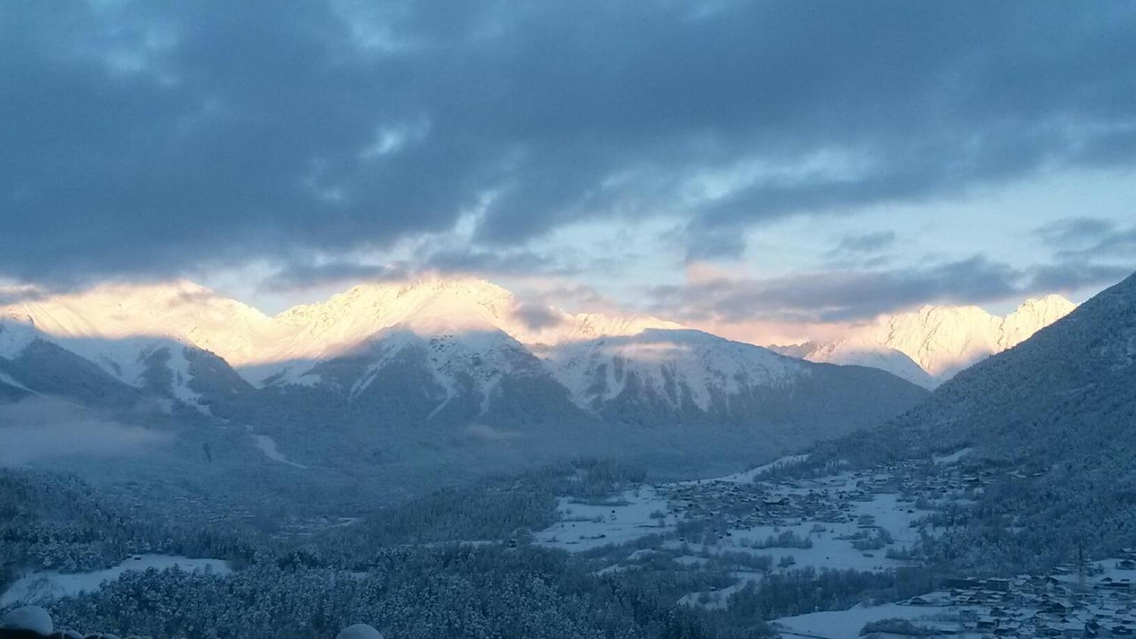 Gästehaus Falkenblick Arzl im Pitztal Exteriör bild