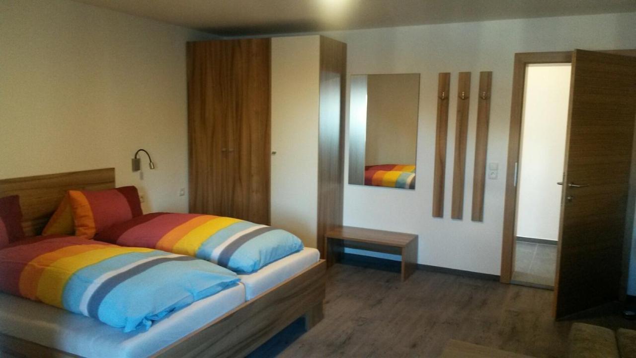 Gästehaus Falkenblick Arzl im Pitztal Exteriör bild