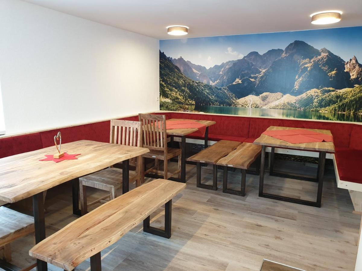 Gästehaus Falkenblick Arzl im Pitztal Exteriör bild