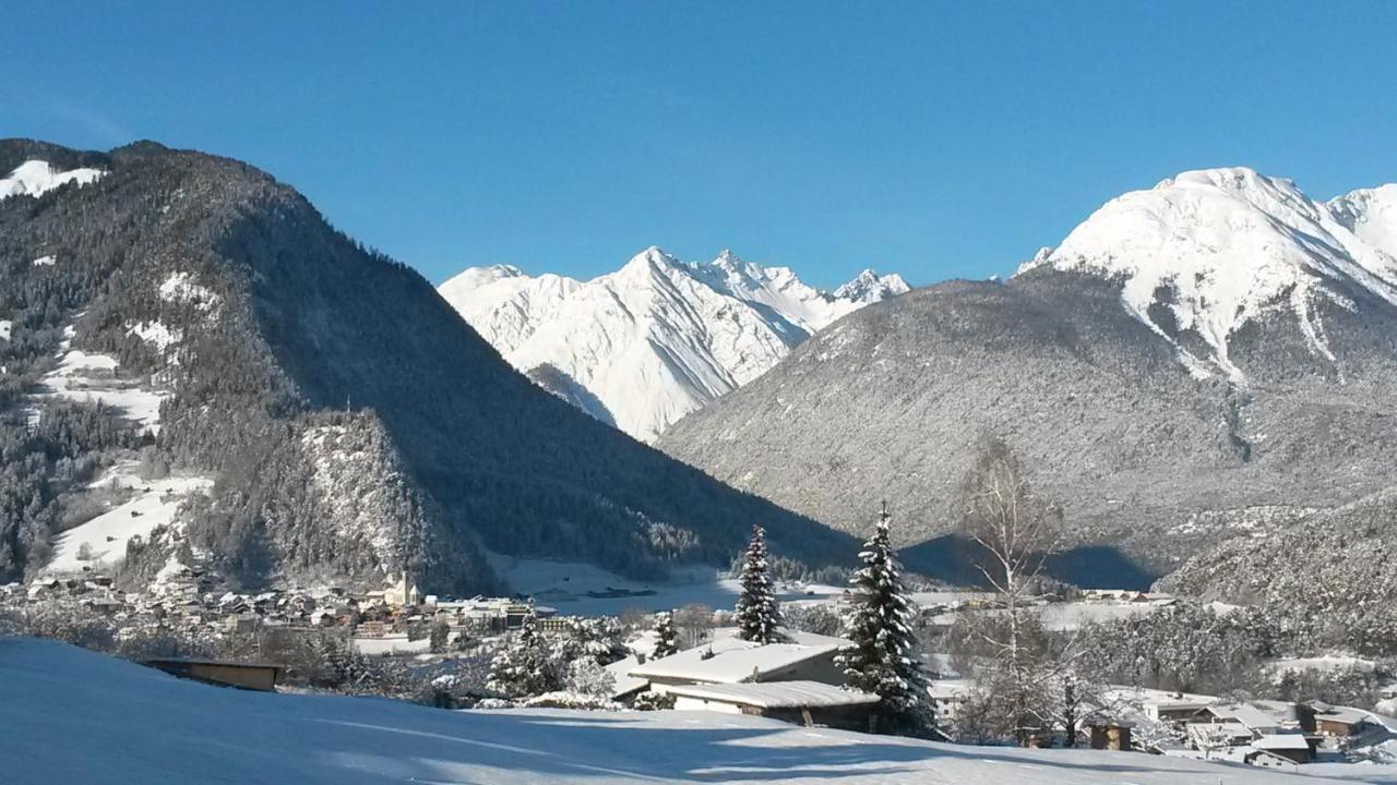 Gästehaus Falkenblick Arzl im Pitztal Exteriör bild